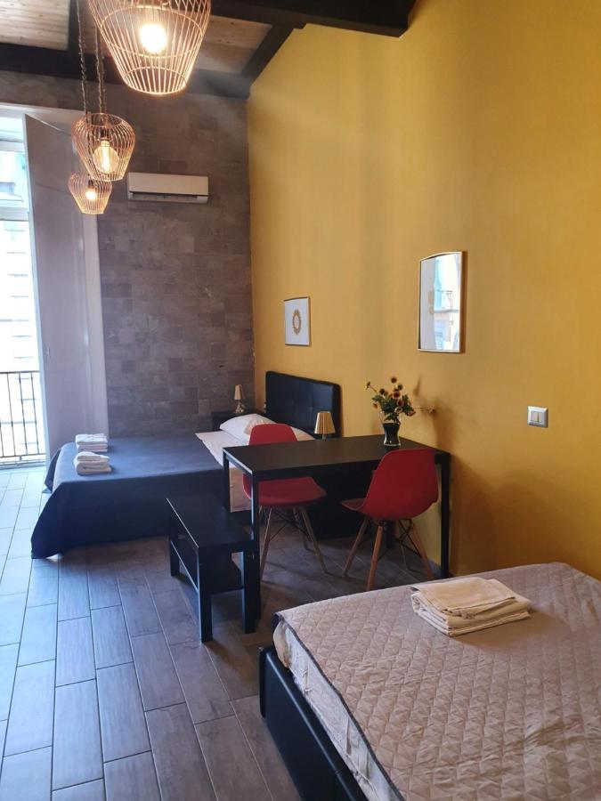 Emyjo Central B&B Наполи Екстериор снимка