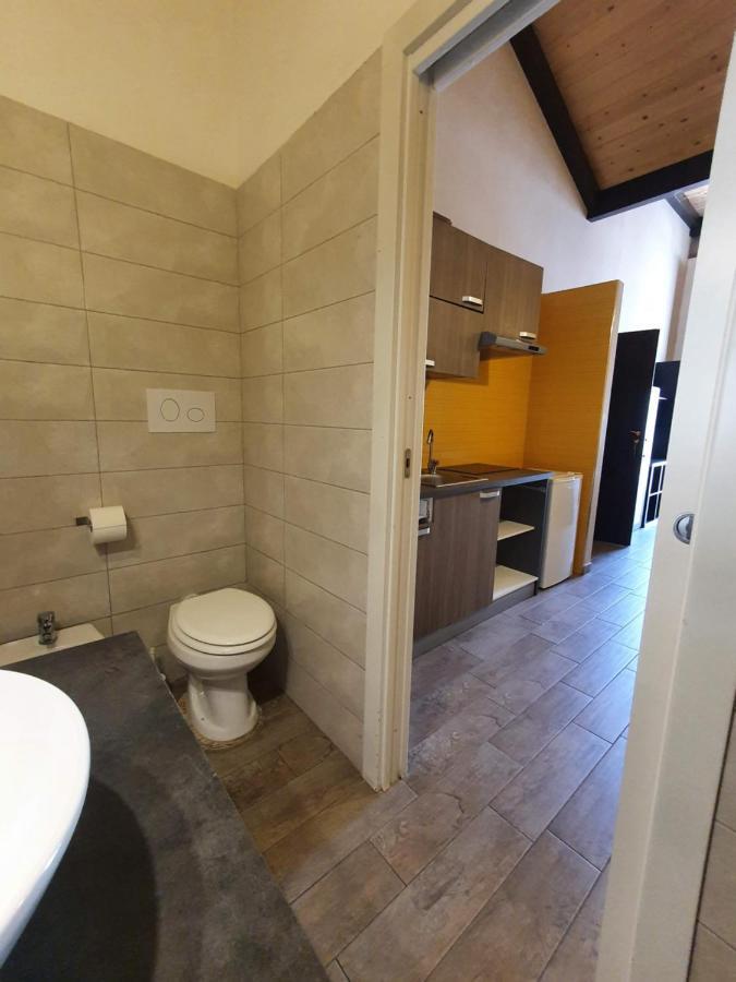 Emyjo Central B&B Наполи Екстериор снимка